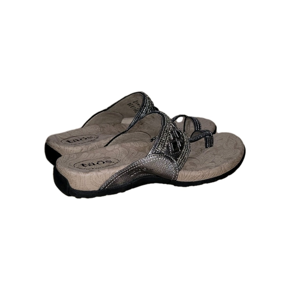 Taos Genie Womens Size 7 Gray Studded Toe Loop Beaded Leather Comfort Sandals - Picture 4 of 13
